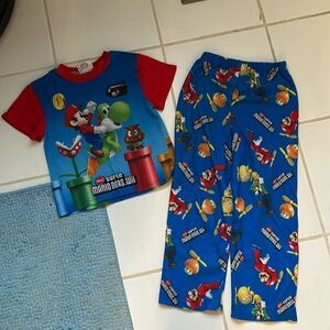 Super Mario’s Bros Wii Official Nintendo Sz 6/7 boys  2 pc pajamas set